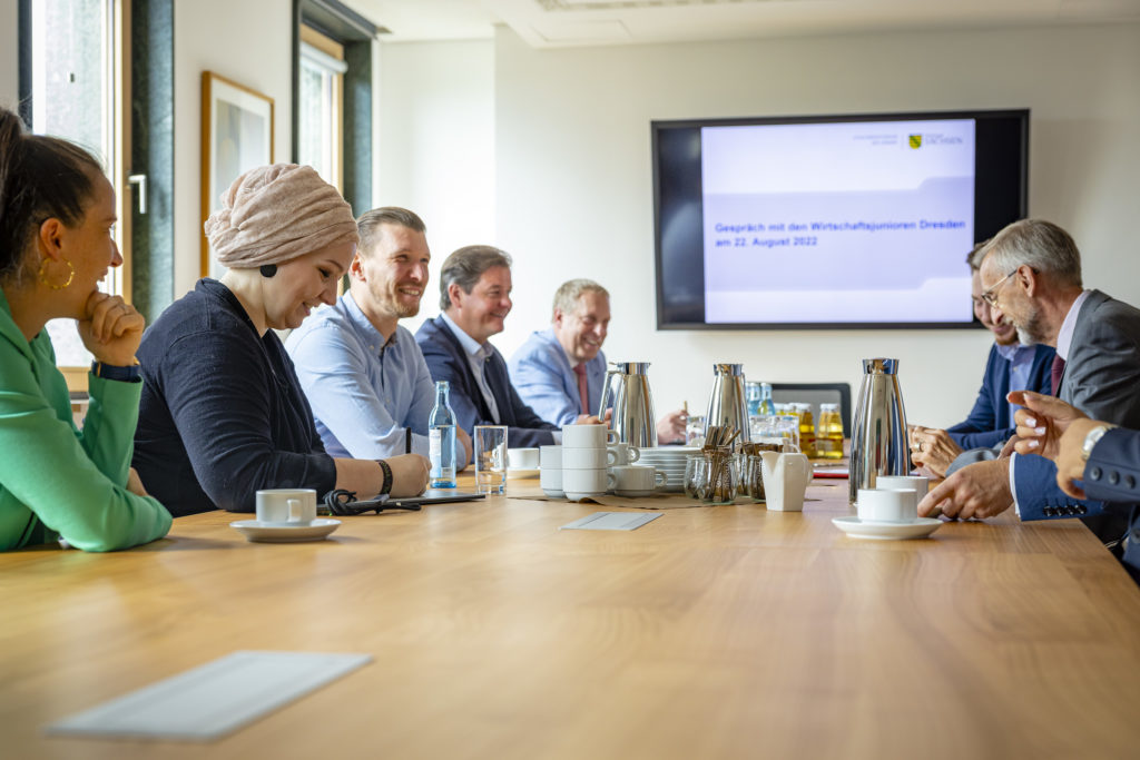 Wirtschaftsjunioren im Innenministerium mit Armin Schuster